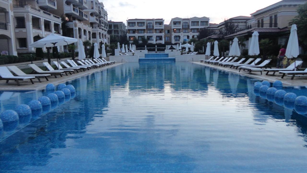 סוזופול Apartment In Green Beach Resort Kavatsi מראה חיצוני תמונה
