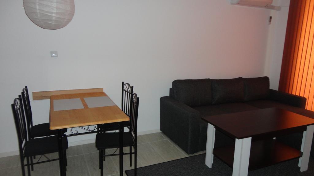 סוזופול Apartment In Green Beach Resort Kavatsi מראה חיצוני תמונה
