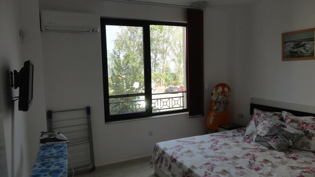 סוזופול Apartment In Green Beach Resort Kavatsi מראה חיצוני תמונה