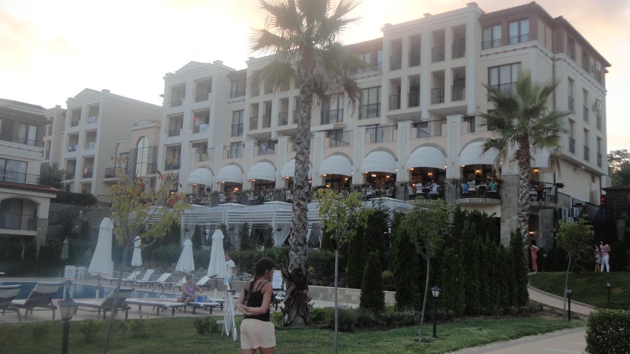 סוזופול Apartment In Green Beach Resort Kavatsi מראה חיצוני תמונה
